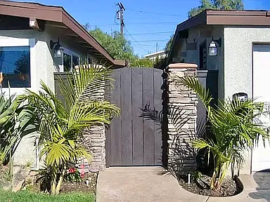 Acoma Ave, San Diego — Photo 2