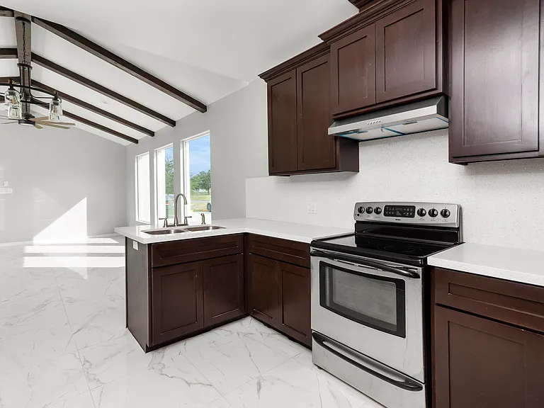 103 E Sgt Leonel Trevino Rd #C — Photo 7