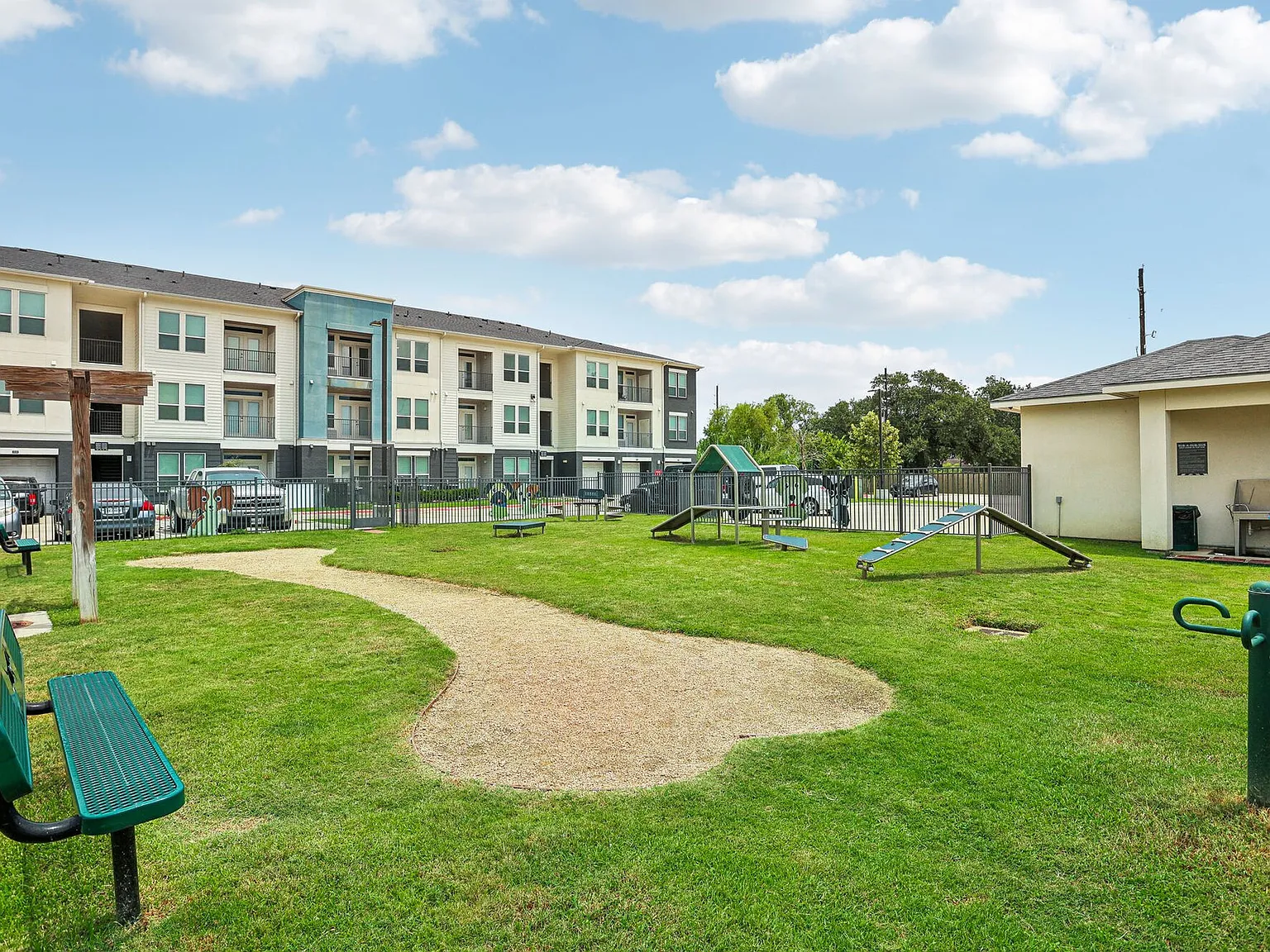 Vista at Southwinds — Photo 3