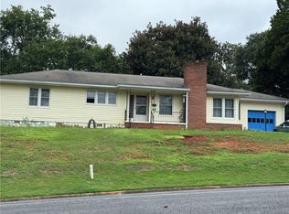 7 Hillcrest Ave NE, Rome, GA 30161