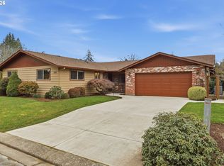 1145 NW Sunnywood Ct, McMinnville, OR
