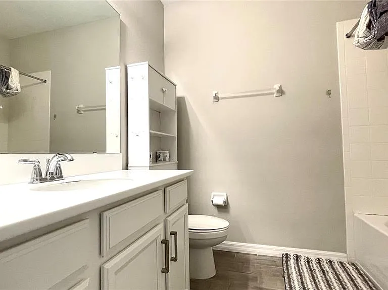 2853 High Pointe St — Photo 31