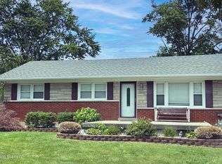 6300 Buckskin Pl, Louisville, KY 40216