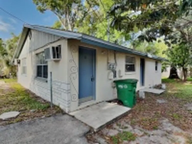 9610 N 12th St #B — Photo 12