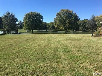 1st image of 2217 Lake Dr