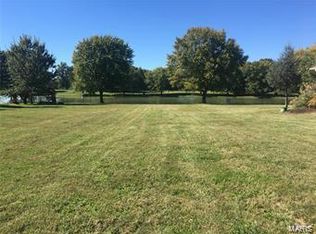 2217 Lake Dr, New Athens, IL 62264