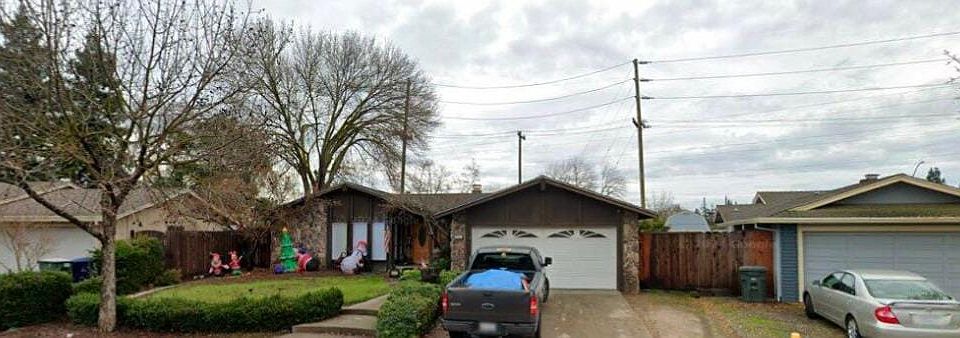 1st image of 3212 Bridle Path Ln