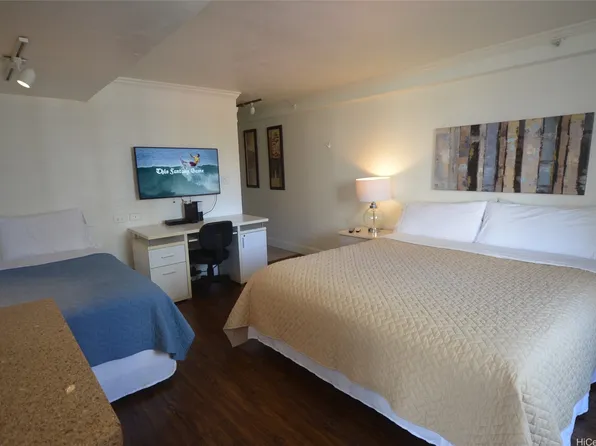 2463 Kuhio Ave APT 1009, Honolulu, HI 96815