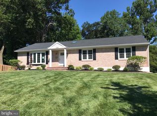 330 Kent Rd, Broomall, PA 19008