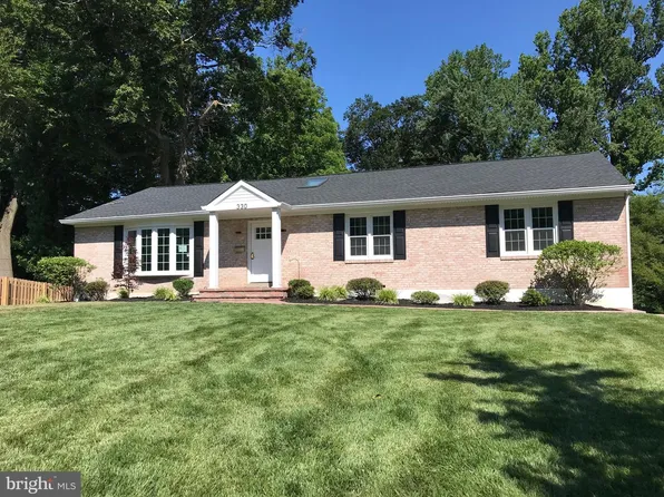 330 Kent Rd, Broomall, PA 19008
