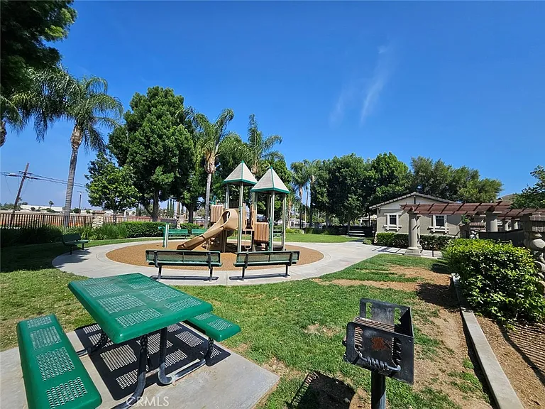 3874 Polk St #F — Photo 23