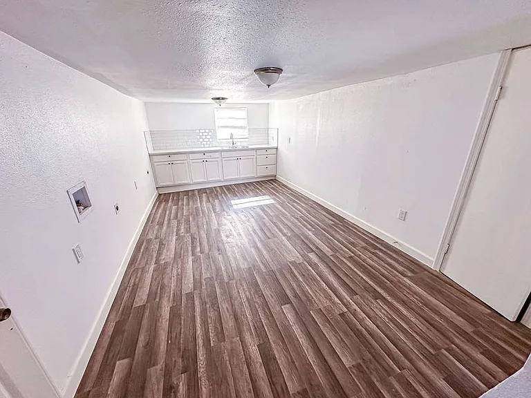 2555 Pierce St — Photo 34