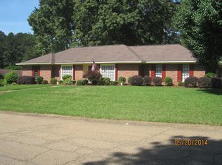 4515 Old Lake Rd, Jackson, MS 39212