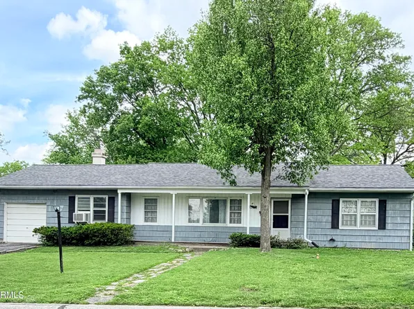6 Elm Tree Ter, Mexico, MO 65265