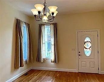 1 bed, 1.0 bath, 899 sqft, $2,500 — Photo 4