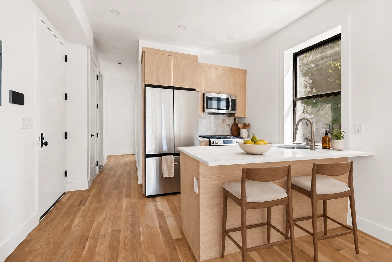 259 East 28th Street — Photo 2