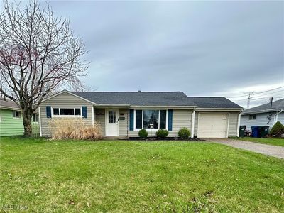 845 Lake Breeze Rd, Sheffield Lake, OH, 44054