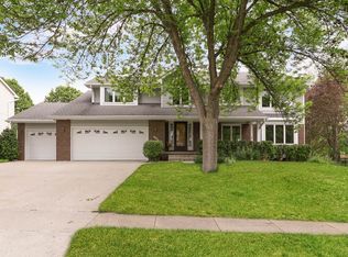 405 47th St, West Des Moines, IA 50265