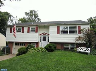 465 Cooper Dr, Warminster, PA 18974