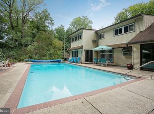 12818 Beechtree Ln, Bowie, MD