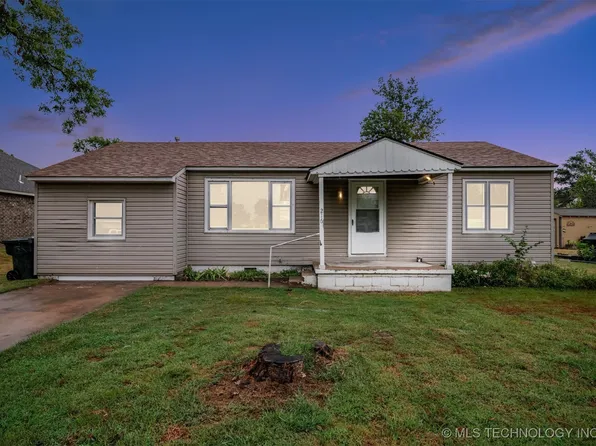 216 S Perdue Ave, Claremore, OK 74017