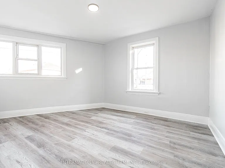221 Hamilton Rd E #4 — Photo 10