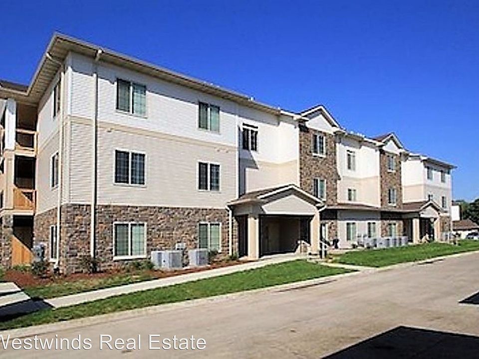 1st image of 460 Cameron Way APT 103