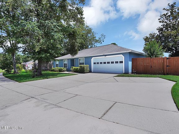 3rd image of 5312 Morgan Horse Dr N