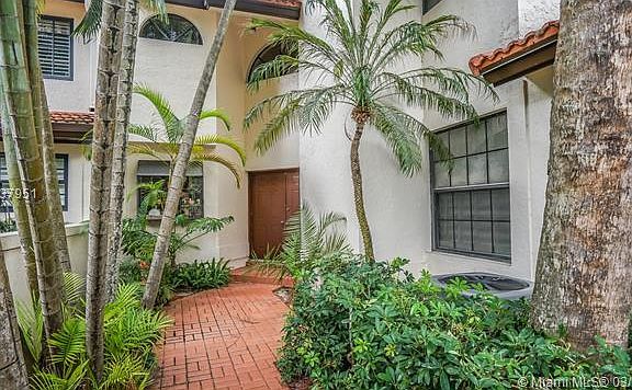 3rd image of 5020 NW 93 Doral Pl
