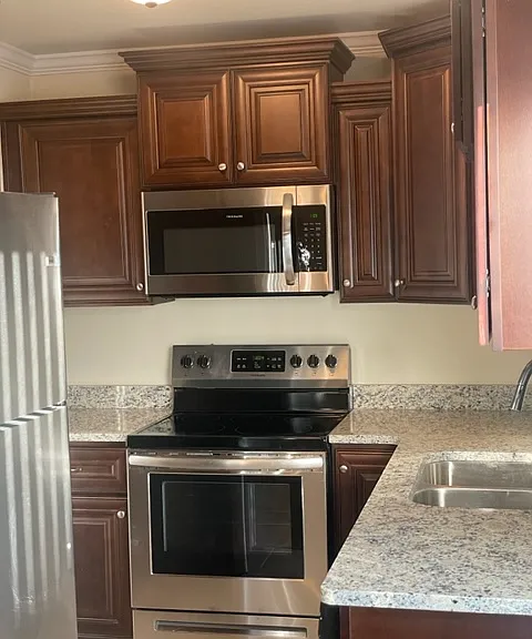 1332 Green Cedar Ln — Photo 6
