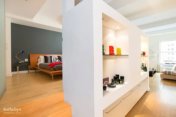 Sold by Sotheby's International Realty | media 39