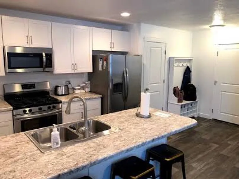 128 E River View Dr — Photo 3