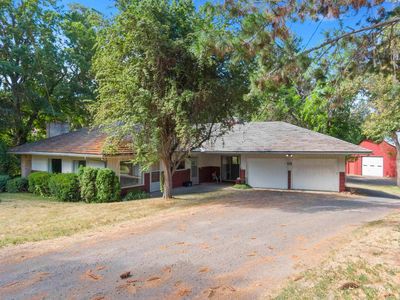1133 N Almon St, Moscow, ID, 83843