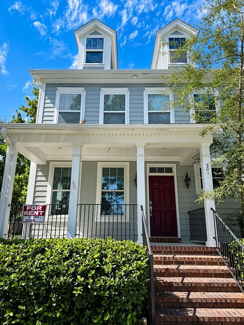 End-unit townhome in Townhome of Village Green, Pooler, GA--3 bed 3.5 bath — Photo 2