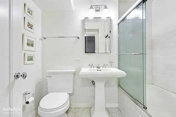 Rented by Sotheby's International Realty | media 28