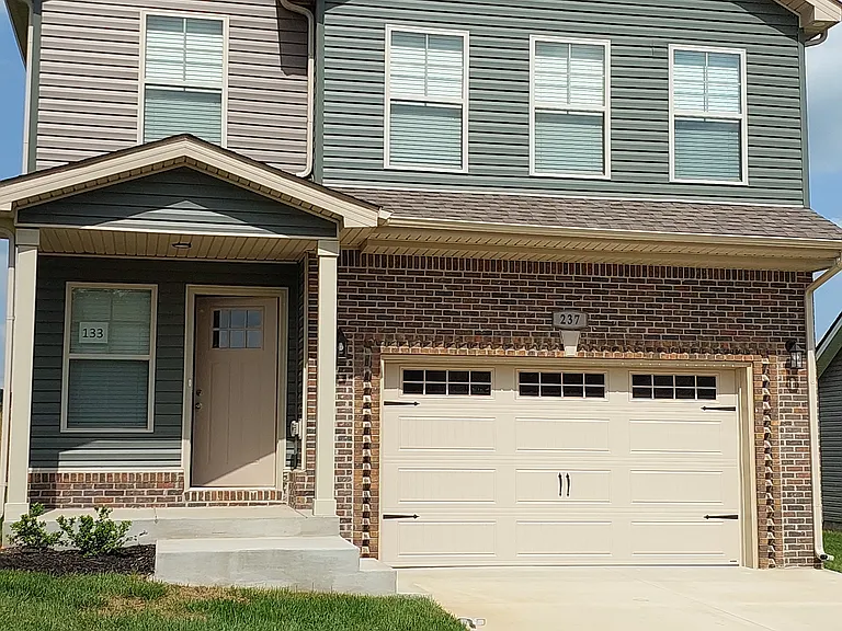 237 Ardell Dr — Photo 3