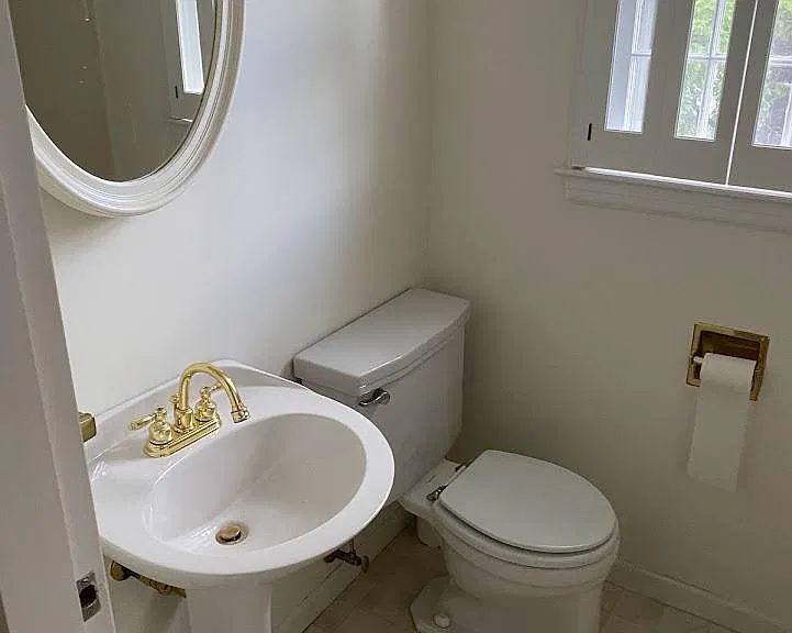 Upstairs bathroom with a tub/shower