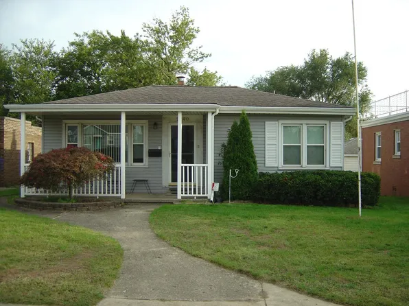 2040 169th St, Hammond, IN 46323