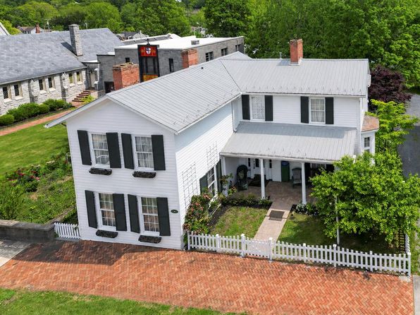 Landmark Realty