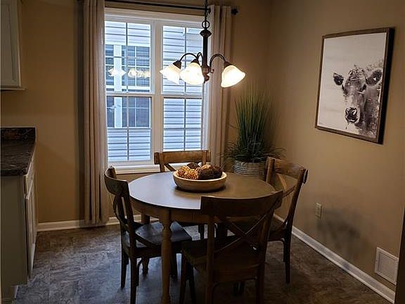 5th image of 29090 Pembrooke Blvd
