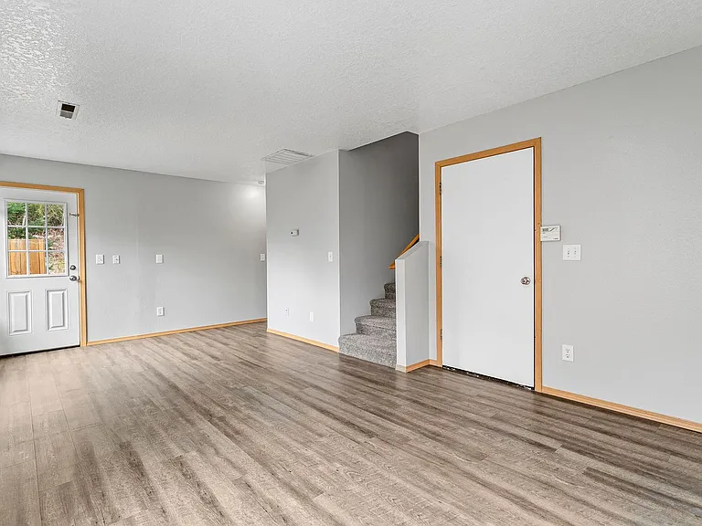 14154-14198 SE Summerfield Loop — Photo 32