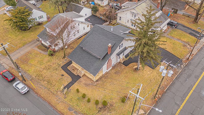 4th image of 1146 Van Velsen Street
