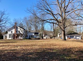 8 E Granby Rd, Granby, CT 06035