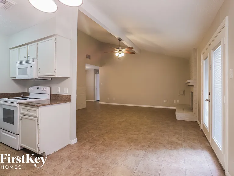 4118 Algernon Dr — Photo 5