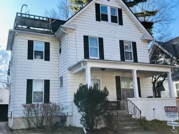 1322 S Forest Ave, Ann Arbor, MI