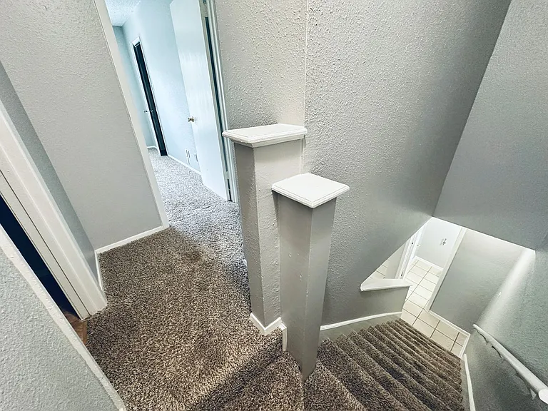 1318 Southport Dr — Photo 23