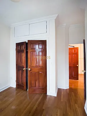 Rented by City Connections Realty | media 32