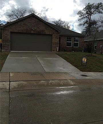 3rd image of 1414 Sax Leigh Dr