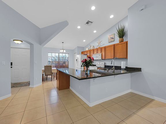 4th image of 5270 NW Mayfield Lane