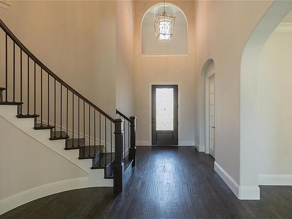 4th image of 2950 Sunny Hill Ln